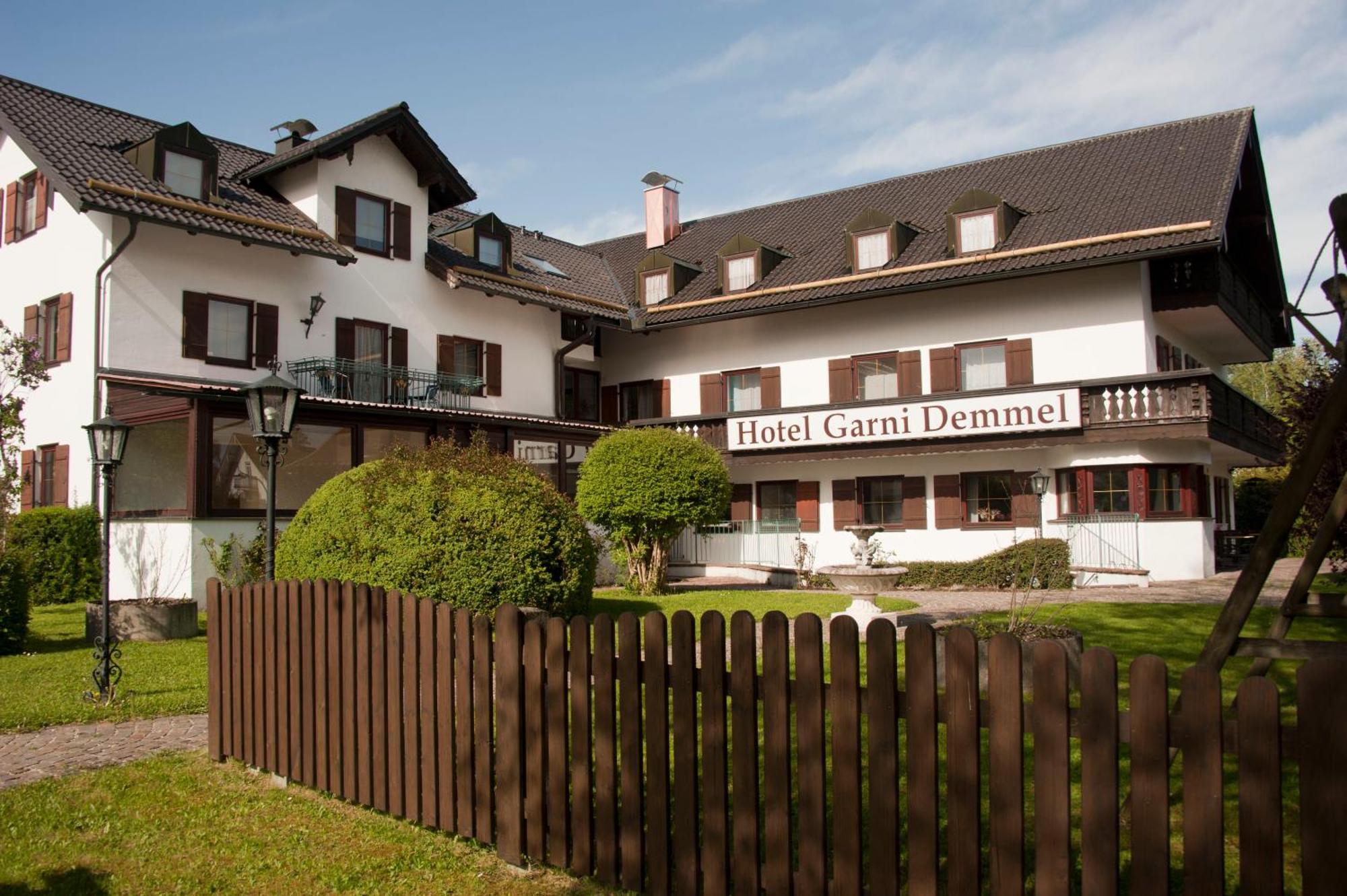 Hotel Garni Demmel Брукмюль Экстерьер фото