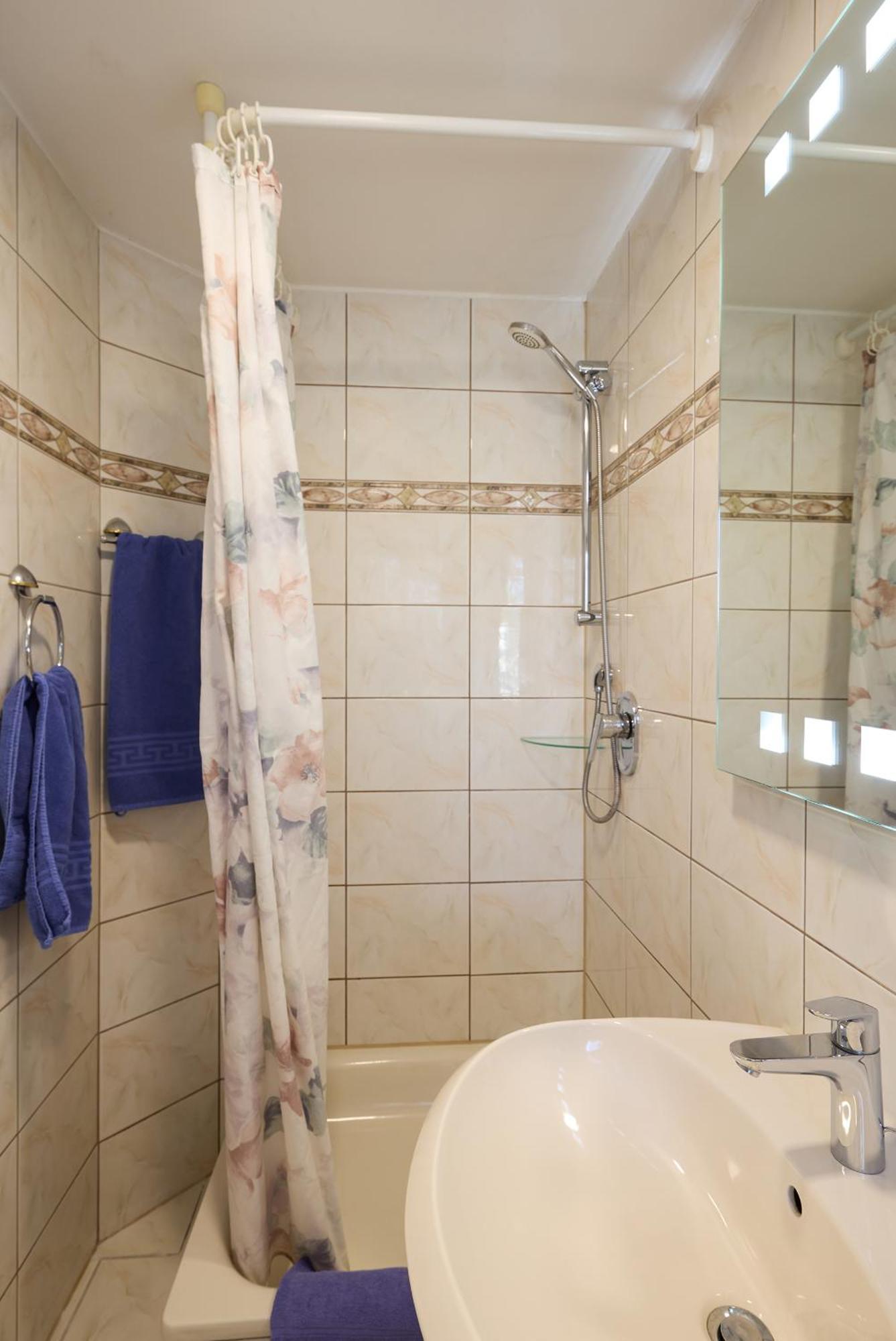 Hotel Garni Demmel Брукмюль Экстерьер фото